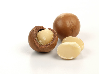 Macadamia nuts - with the oil of the Macadamia nut the Aloe Vera Macadamia skin cream is refined to obtain an optimal caring result